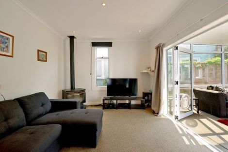 Photo of property in 107 Hargest Crescent, Saint Clair, Dunedin, 9012