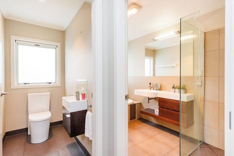 Photo of property in 410 Ruahine Street, Terrace End, Palmerston North, 4410