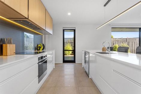 Photo of property in 141 West Belt, Rangiora, 7400