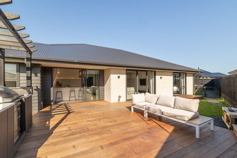 Photo of property in 13 Stackwood Avenue, Woodend, 7610