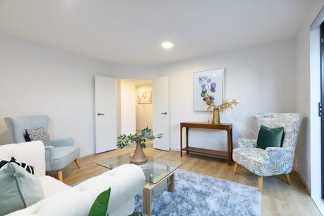 Photo of property in 5 Nephrite Lane, Henderson, Auckland, 0610