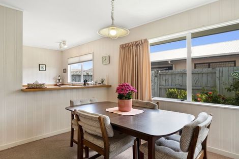 Photo of property in 9a Purdie Place, Milson, Palmerston North, 4414