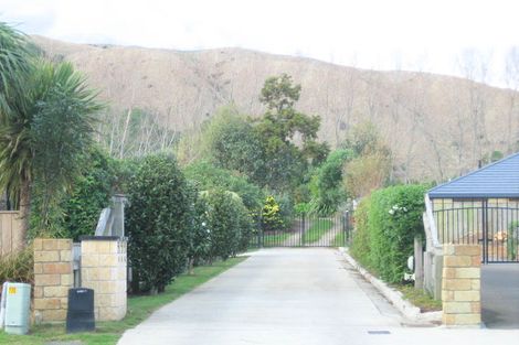 Photo of property in 48 Awatea Avenue, Paraparaumu, 5032