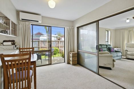 Photo of property in 1/22 Camrose Place, Ilam, Christchurch, 8041