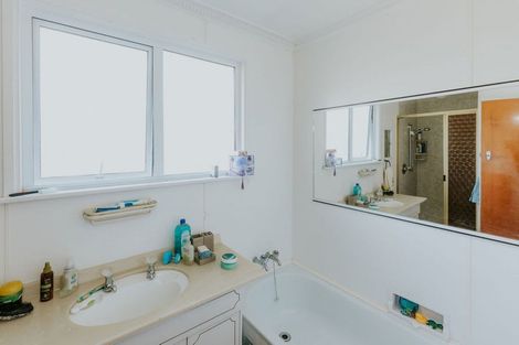 Photo of property in 8 Beach Road, South Hill, Oamaru, 9400