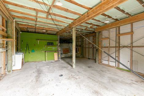 Photo of property in 3 Sasanqua Way, Crofton Downs, Wellington, 6035