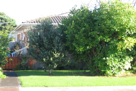 Photo of property in 1/17 Doment Crescent, Orewa, 0931