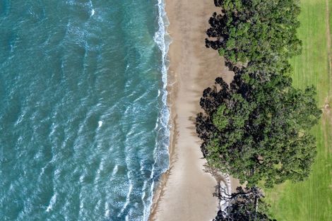 Photo of property in 15 Buckleton Road, Tawharanui Peninsula, Matakana, 0986