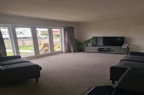Photo of property in 16 Montgomery Street, Waipukurau, 4200