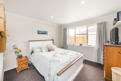 Photo of property in 3 Brooklyn Heights Drive, Kelvin Grove, Palmerston North, 4414