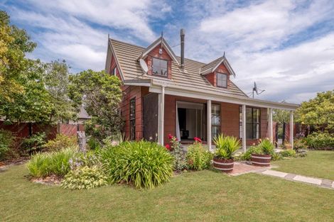 Photo of property in 60 Solomon Avenue, Redwood, Christchurch, 8051