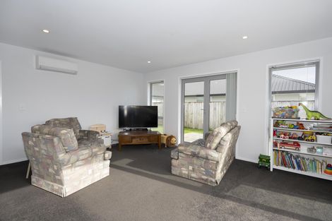 Photo of property in 18 Lamborn Drive, Papakura, 2110
