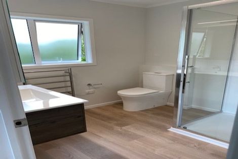 Photo of property in 1/37 Beatrice Avenue, Hillcrest, Auckland, 0627