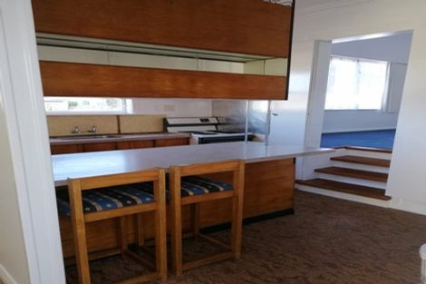 Photo of property in 16 Toru Street, Lyall Bay, Wellington, 6022