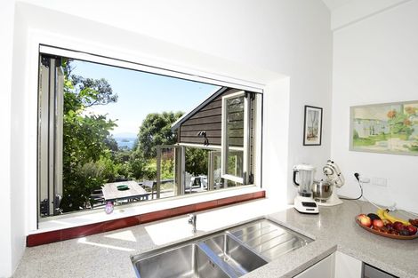 Photo of property in 7 Kyle Street, Leigh, 0985