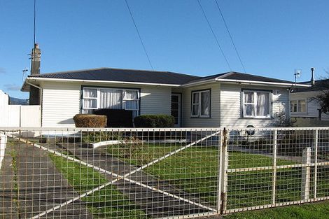 Photo of property in 17 Donnelley Drive, Wainuiomata, Lower Hutt, 5014