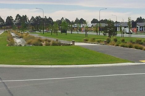 Photo of property in 11 Faringdon Boulevard, Rolleston, 7615