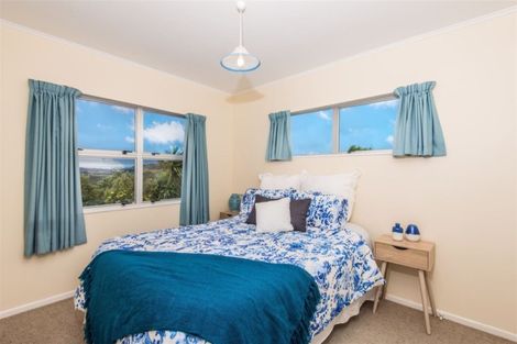 Photo of property in 43 Carluke Street, Paparangi, Wellington, 6037