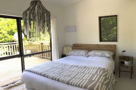 Photo of property in 25 Kennedy Avenue, Forrest Hill, Auckland, 0620