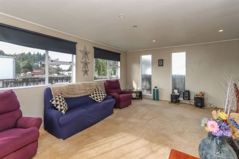 Photo of property in 56 Matai Street, Inglewood, 4330