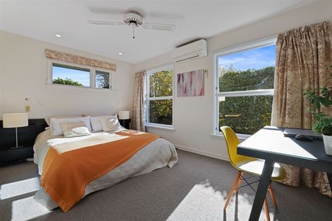 Photo of property in 16 Rosedale Place, Avonhead, Christchurch, 8042