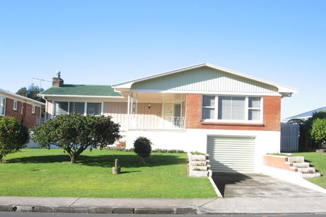 Photo of property in 82 David Avenue, Hillpark, Auckland, 2102