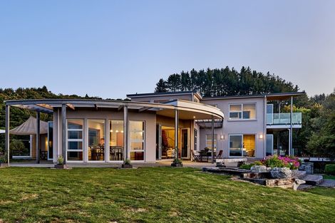 Photo of property in 102 Kuku East Road, Kuku, Levin, 5570