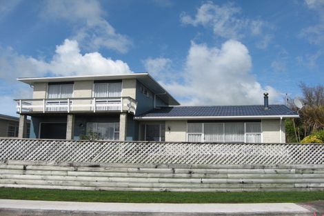 Photo of property in 15 Koromiko Street, Inglewood, 4330