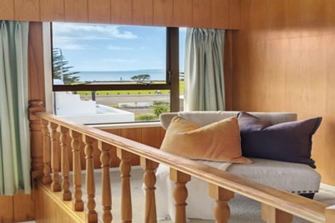 Photo of property in 2 Empire Road, Orewa, 0931