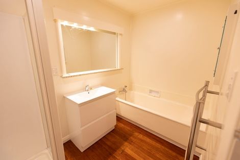 Photo of property in 64 Helston Road, Paparangi, Wellington, 6037