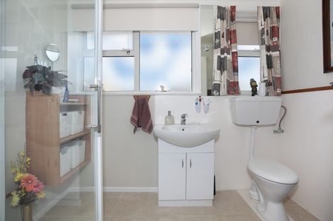 Photo of property in 14 Fergusson Street, Marton, 4710