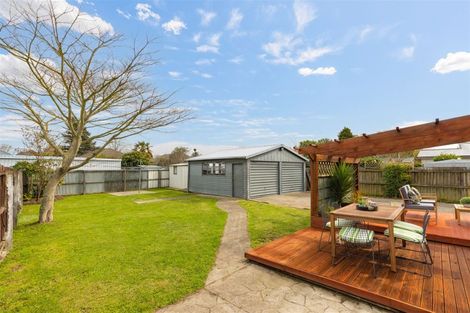 Photo of property in 16 Bethel Crescent, Bishopdale, Christchurch, 8053