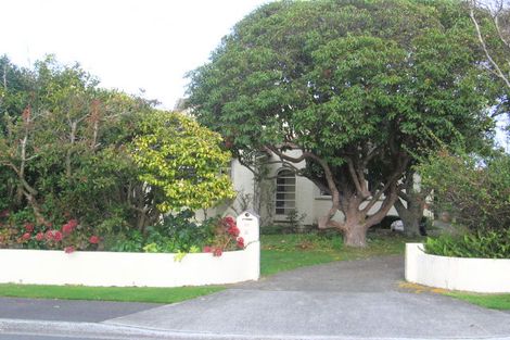 Photo of property in 21 Fairfield Avenue, Fairfield, Lower Hutt, 5011