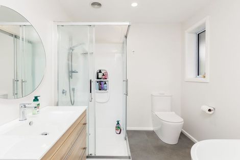 Photo of property in 15 Oxford Street, Waimate, 7924