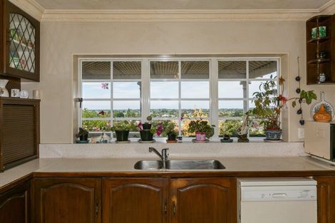 Photo of property in 12 Ewan Place, Taradale, Napier, 4112