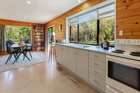 Photo of property in 5 Wi Tupaea Road, Waihau Bay, Opotiki, 3199