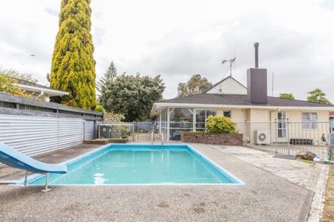 Photo of property in 19 Terry Crescent, Milson, Palmerston North, 4414