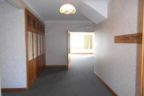 Photo of property in 55 Hawker Street, Mount Victoria, Wellington, 6011