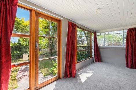 Photo of property in 102 Retreat Road, Avonside, Christchurch, 8061