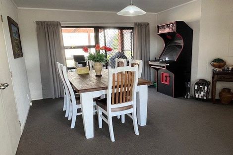 Photo of property in 5 Nicholas Road, Somerville, Auckland, 2014