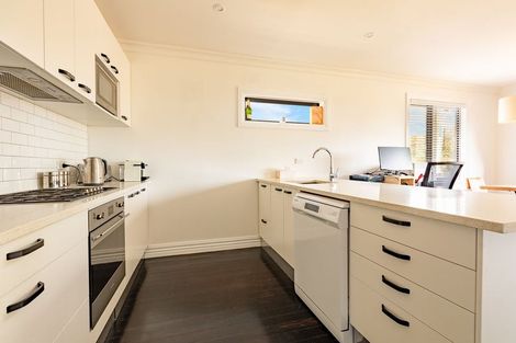 Photo of property in 16 Tui Road, Raumati Beach, Paraparaumu, 5032