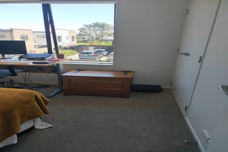Photo of property in 3a Waituarua Drive, Takanini, 2112