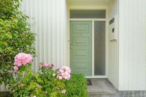 Photo of property in 36 Wanganui Road, Marton, 4710