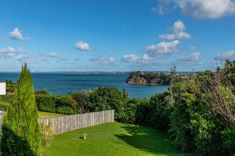 Photo of property in 65 Roberts Road, Matakatia, Whangaparaoa, 0930
