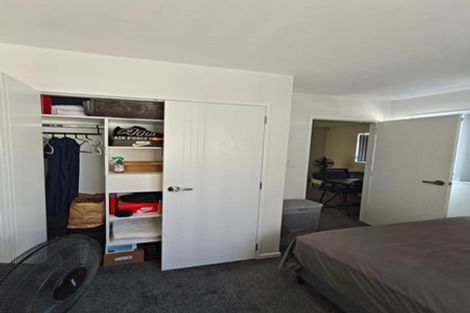 Photo of property in 12c Minaret Drive, Bucklands Beach, Auckland, 2014