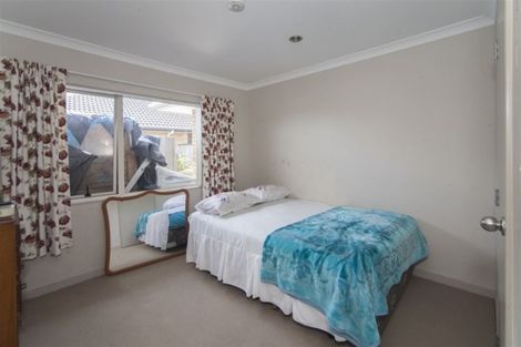 Photo of property in 2c Waikaukau Road, Glen Eden, Auckland, 0602