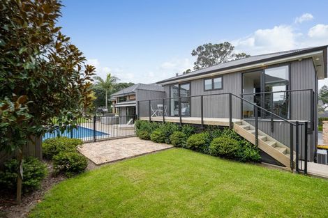 Photo of property in 35 Rock Isle Road, Torbay, Auckland, 0630