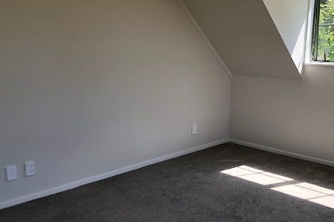 Photo of property in 4/102b Manuka Road, Bayview, Auckland, 0629