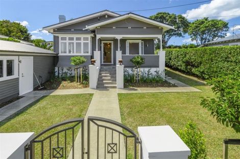 Photo of property in 7 Palmerston Road, Birkenhead, Auckland, 0626