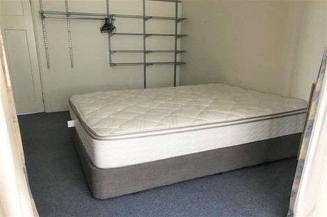 Photo of property in Devonport Apartments, 32/127 Saint Aubyn Street, New Plymouth, 4310